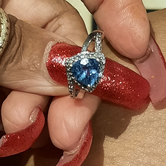 AUTHENTIC DIAMOND 💎 GENUINE SOLID STERLING SILVER BLUE TOPAZ TRILLIANT RING 7 - Picture 5 of 8